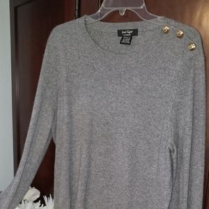 100% Cashmere light grey sweater with gold buttons